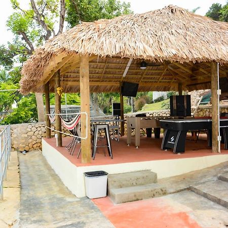 Bella Vista Vacation Apartment Teluk Montego Bagian luar foto