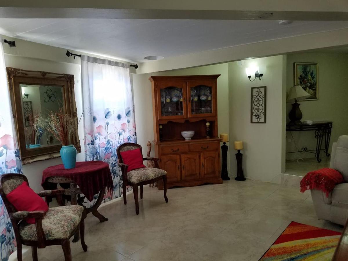 Bella Vista Vacation Apartment Teluk Montego Bagian luar foto