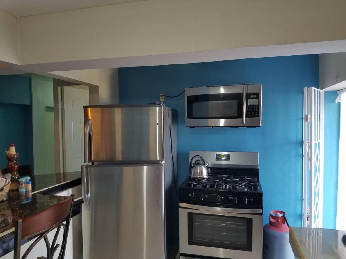Bella Vista Vacation Apartment Teluk Montego Bagian luar foto