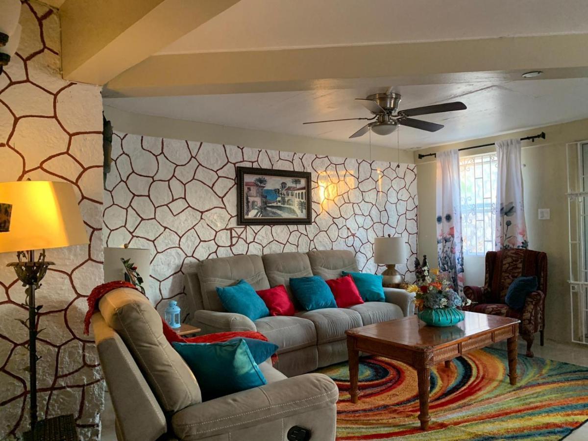 Bella Vista Vacation Apartment Teluk Montego Bagian luar foto