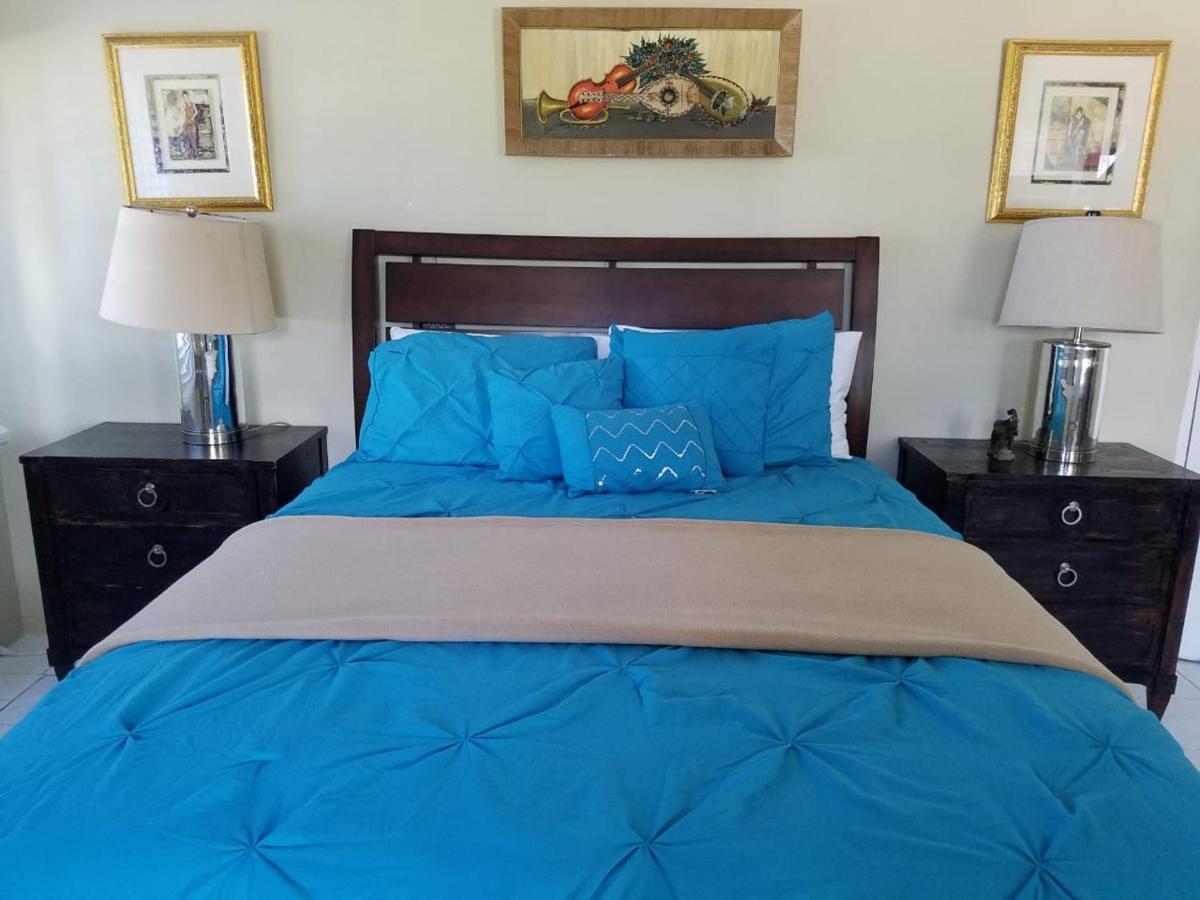 Bella Vista Vacation Apartment Teluk Montego Bagian luar foto