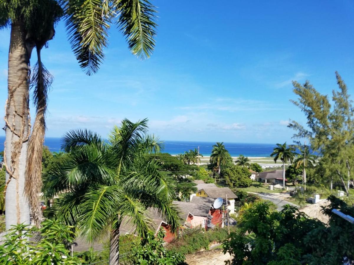 Bella Vista Vacation Apartment Teluk Montego Bagian luar foto