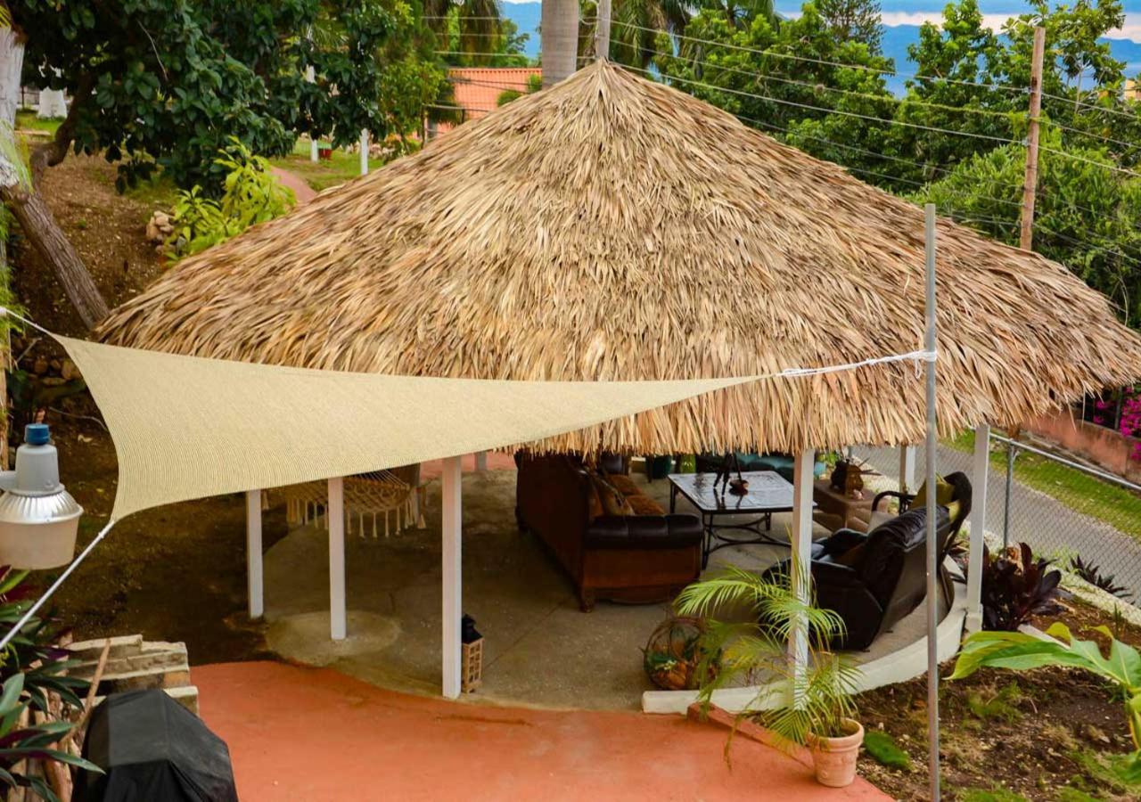 Bella Vista Vacation Apartment Teluk Montego Bagian luar foto