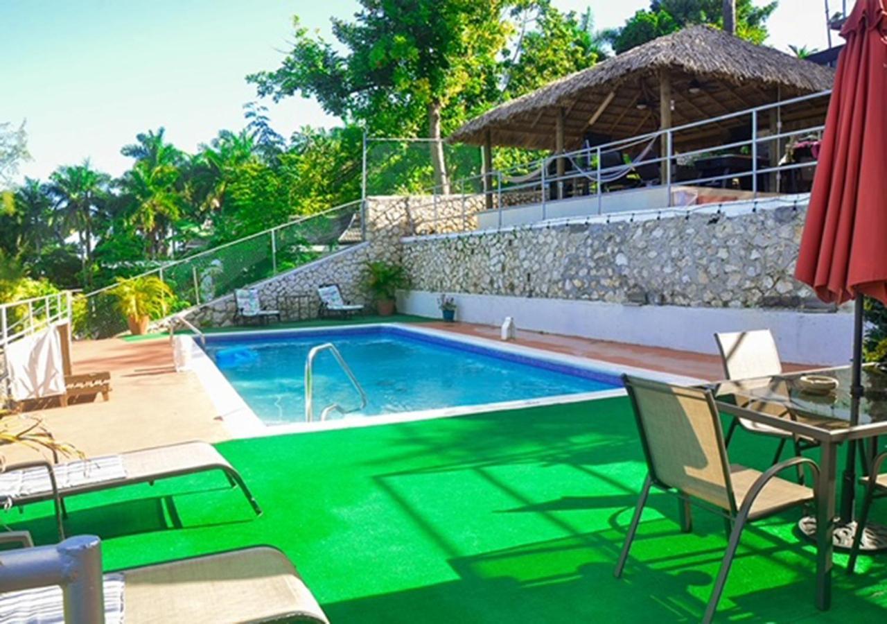 Bella Vista Vacation Apartment Teluk Montego Bagian luar foto